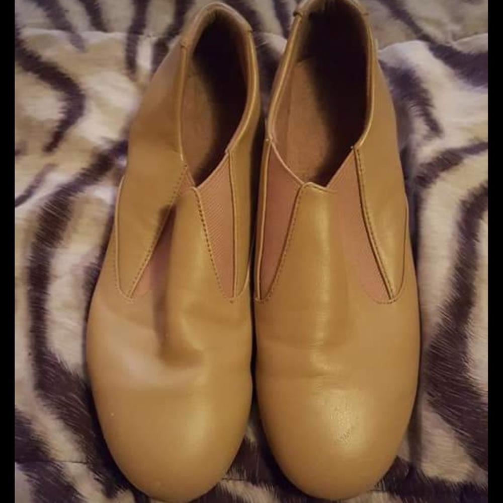 Jazz/Tap Shoes Size 8